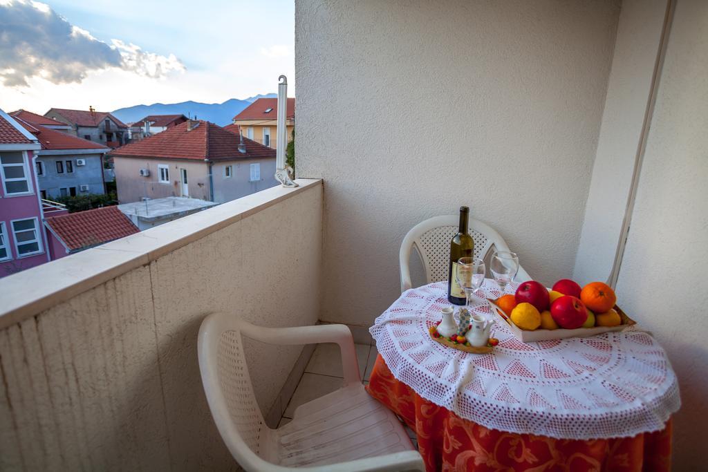 Apartments Marko Tivat Chambre photo