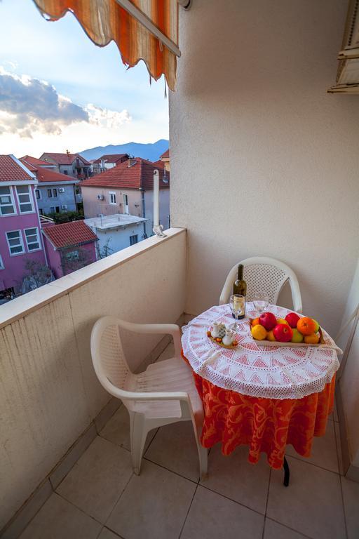 Apartments Marko Tivat Extérieur photo